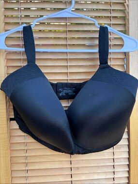 Playtex Black Full-Coverage Support Bra with Wide Straps